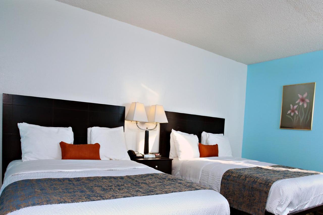 Coratel Inn & Suites By Jasper Newton Экстерьер фото
